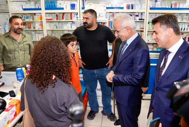 Ulaştırma Bakanı Uraloğlu Tunceli'de Sıcak Karşılandı