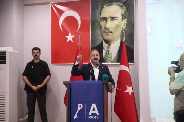 Yavuz Ağıralioğlu Muş'ta: Siyasetin Yeni Yolu
