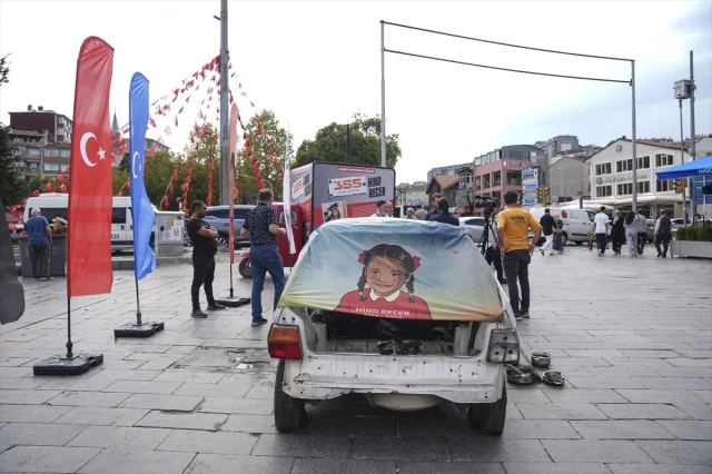 Dünyanın Gözü İstanbul'da: Gezici Soykırım Müzesi Yoğun İlgi Görüyor