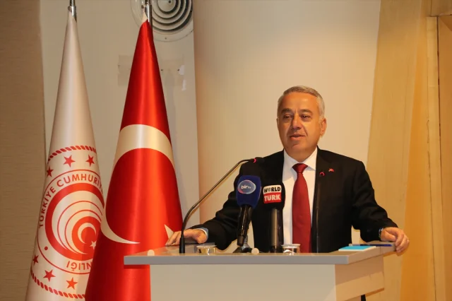 İzmir'de Tarım ve Gıda İhracatında Yenilikçi Yaklaşımlar Tartışıldı