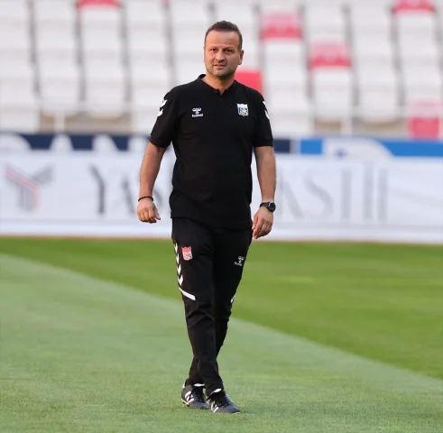Sivasspor Evinde Avantaj Peşinde: Sarıyer Maçı Hazırlıkları Sona Erdi