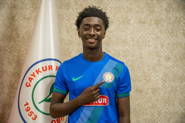 Jesurun Rak-Sakyi Çaykur Rizespor'a Katıldı Yeni Beklentiler...