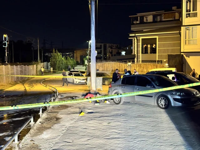 Kocaeli'deki Dehşet Anları: Kardeş ve Kız Arkadaşını Öldürdü, Ardından İntihar Etti