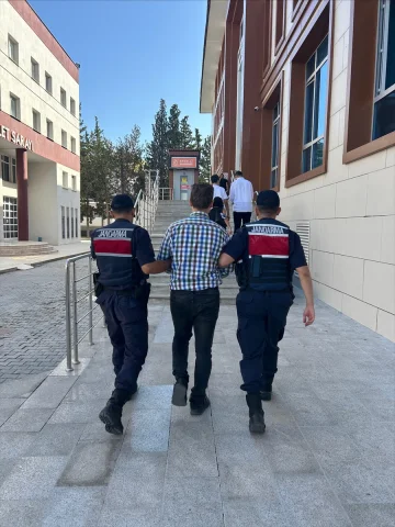 Yalova'da Kaçak FETÖ Üyesinin Yakalanma Anları
