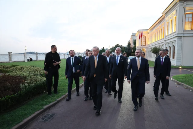 Cumhurbaşkanı Erdoğan'a Togg T10F Teslim Edildi