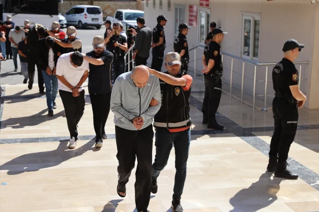 Şanlıurfa Merkezli Büyük DEAŞ Operasyonunda 10 Tutuklama