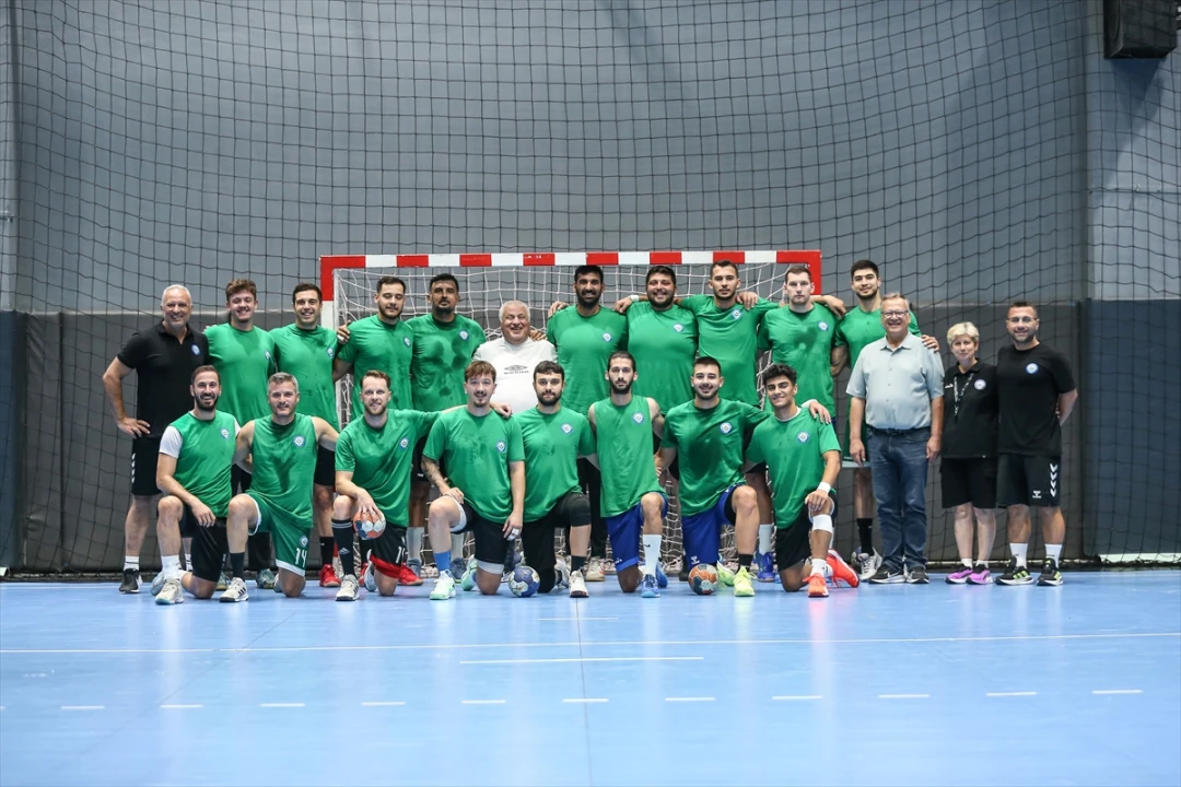 Nilüfer Belediyespor Hentbolda Tarih Yazmaya Devam Ediyor