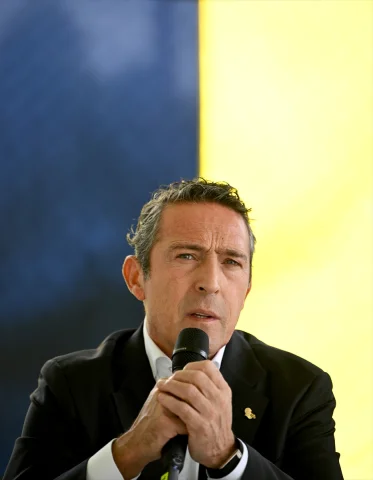 Fenerbahçe'nin Yeni Sezona Hazırlıkları ve Ali Koç'un Beklenmedik Açıklamaları