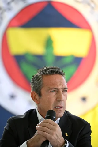 Fenerbahçe'nin Yeni Sezona Hazırlıkları ve Ali Koç'un Beklenmedik Açıklamaları