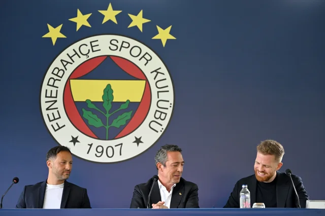 Fenerbahçe'de Büyük Değişim: Domenico Tedesco ile Yepyeni Bir Dönem