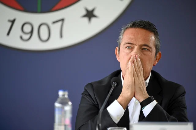 Fenerbahçe'de Büyük Değişim: Domenico Tedesco ile Yepyeni Bir Dönem