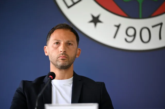 Fenerbahçe'de Büyük Değişim: Domenico Tedesco ile Yepyeni Bir Dönem