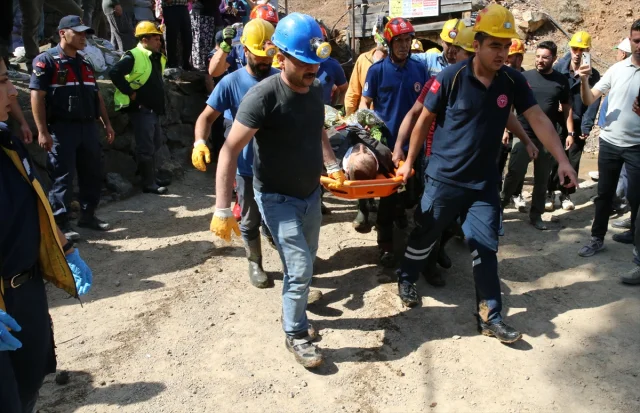 Denizli'deki Madende Mucize Kurtuluş Herkesi Sevindirdi