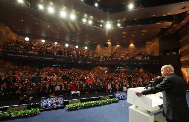 Trump Çin'e Uygulatmak İstediği Tarife ile Şaşırttı