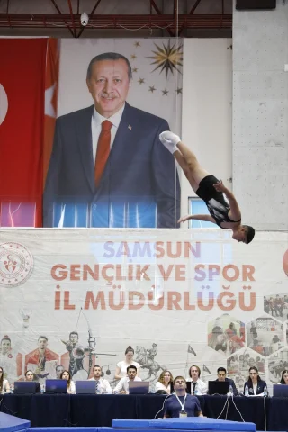 Samsun'da Trampolin Cimnastik Şampiyonası Nefes Kesti