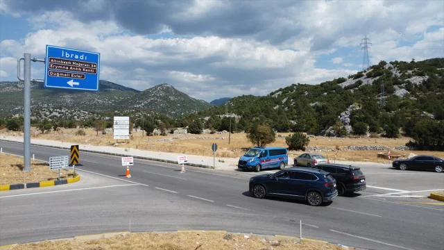 Antalya-Konya Yolu Trafik Kaosuna Döndü: Çalışmalar Ne Zaman Sona Erecek?
