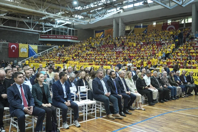 VakıfBank'tan Bosna Hersek Voleyboluna Büyük Destek