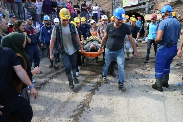 Denizli'deki Madende Mucize Kurtuluş Herkesi Sevindirdi