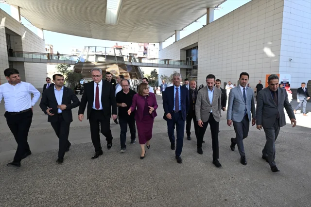 GastroAntep Festivali'nde Sanat Rüzgarı: Bakan Yardımcısı Alpaslan Sergi Turu Yaptı
