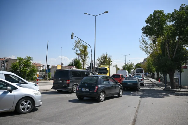 Ankara Trafik Çilesi Bitmiyor: Yol Çalışmaları Tepki Çekiyor