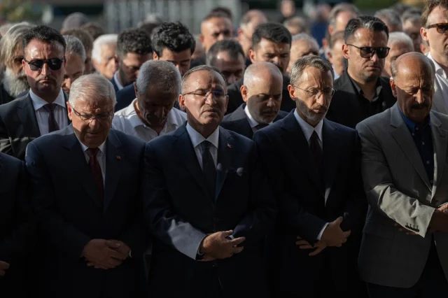 Cumhurbaşkanı Erdoğan, Başdanışmanı Hamdi Kılıç'ın Cenazesine Katılırken Duygulandı