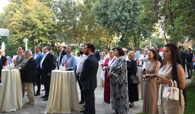 Özbekistan'da Türk ve Özbek İş İnsanlarından Ortak Bayram Coşkusu