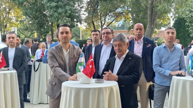 Özbekistan'da Türk ve Özbek İş İnsanlarından Ortak Bayram Coşkusu