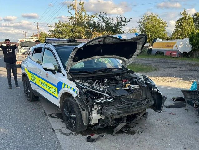 Ordu'da Heyecan Dolu Kaza: Polis Aracına Sürpriz Çarpışma