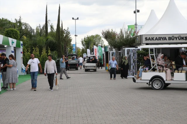 Sakarya Süs Bitkileri Fuarı Büyülemeye Devam Ediyor