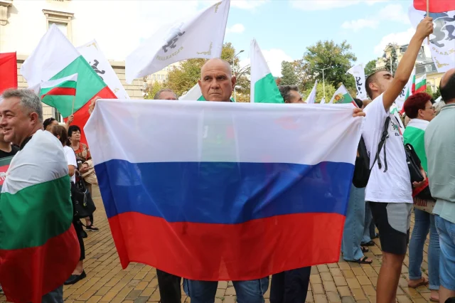 Bulgaristan'da Avroya Geçişe Karşı Bomba Protesto: Neler Oluyor?