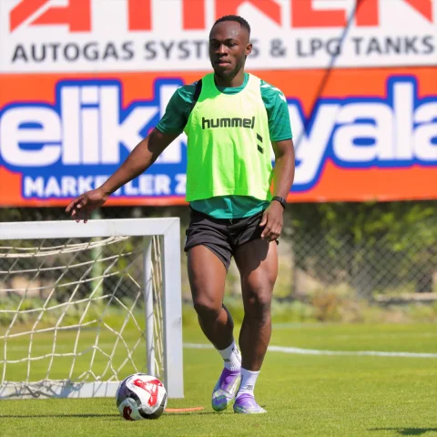Konyaspor'un Galatasaray Maçı Öncesi Hazırlıkları Başladı