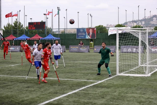 Ampute Futbolda Polonya'nın İtalya Zaferi Herkesi Büyüledi