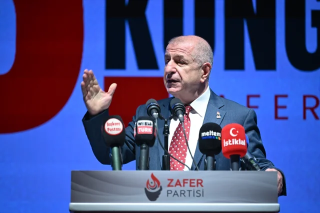 Zafer Partisi'nin Tarzını Değiştiren Kongre: Yeni Dönemin Ba...
