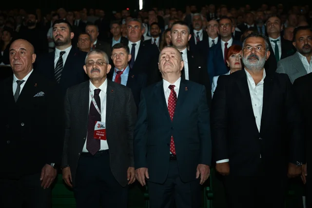Zafer Partisi'nin Tarzını Değiştiren Kongre: Yeni Dönemin Başlangıcı