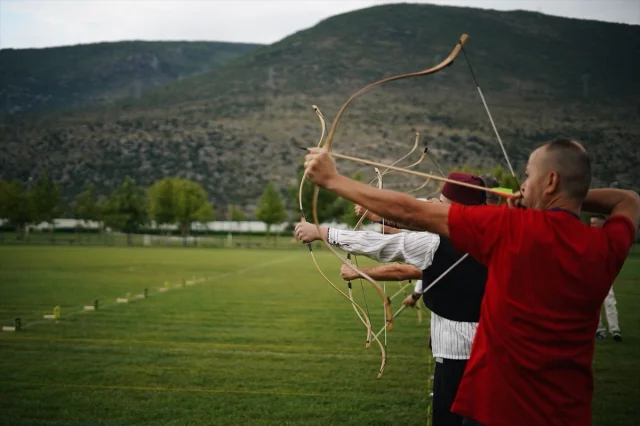 Mostar'da Uluslararası Okçuluk Heyecanı