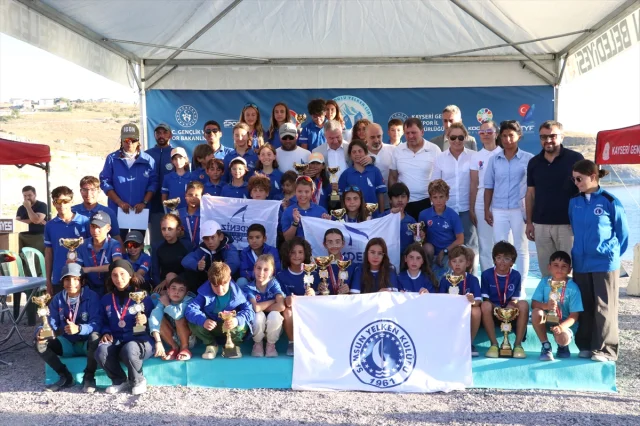 Kayseri'de Heyecan Dolu Yelken Yarışları Tamamlandı