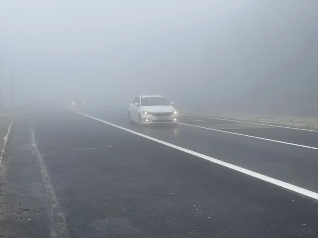 Bolu Dağı'nda Sürüş Riskleri Artıyor Sisin Etkisi Büyüyor