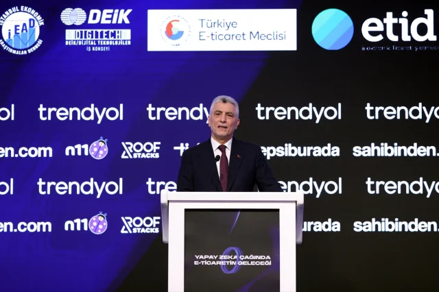 Bakan Bolat'ın Çarpıcı Açıklamaları E-Ticaretin Önünü Aydınlatıyor