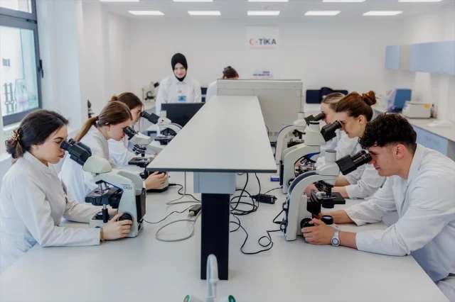 TİKA'nın Bosna Hersek'e Desteği Büyüyor: Teknik Eğitimler ve Yatırımlar