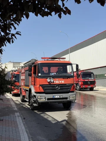 Gaziantep'te Fabrika Yangını İşçiler İçin Tehlike Yarattı