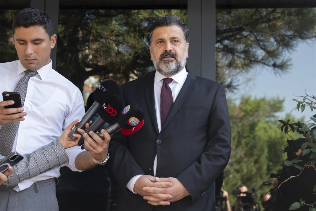 Kemal Kılıçdaroğlu'ndan CHP Kurultay İddialarına Sessiz Tepki: Neler Oluyor?