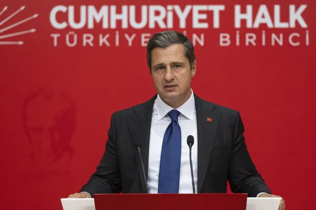 CHP'de Şok Eden Çıkış: "CHP'li Olmayanlar Dava Açıyor"
