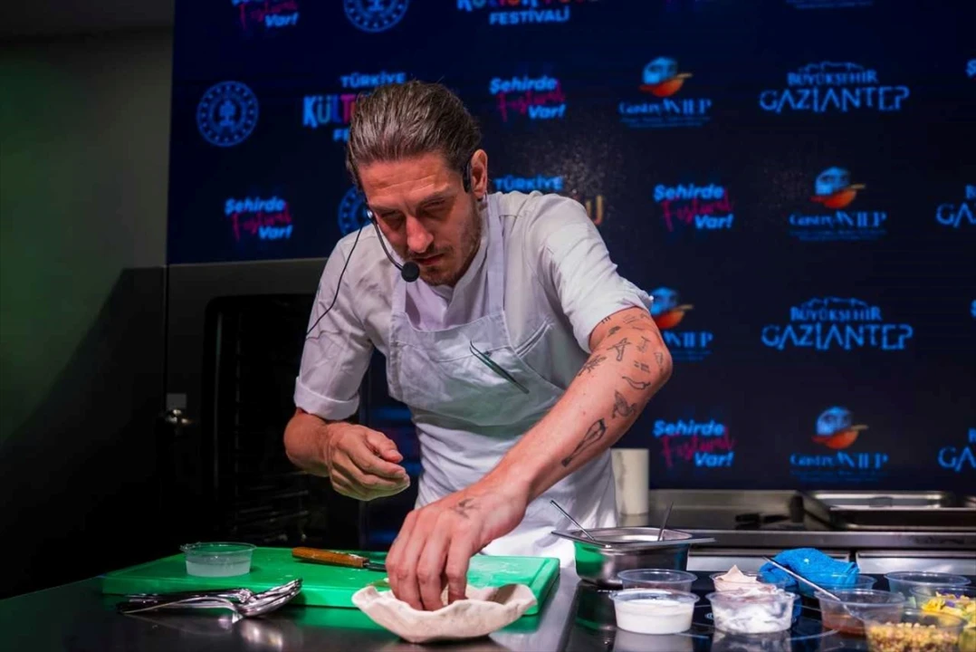 GastroAntep Festivali Gaziantep'te Coşkulu Başladı: Lezzet Dolu Etkinlikler Sürüyor