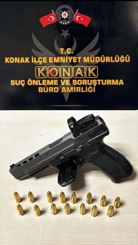 İzmir’deki Büyük Operasyon ile Uyuşturucu ve Silah Ağları Çökertildi