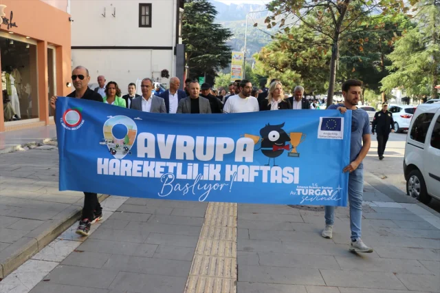 Amasya'da Başlayan Sessiz Yürüyüş Herkesi Şaşırttı