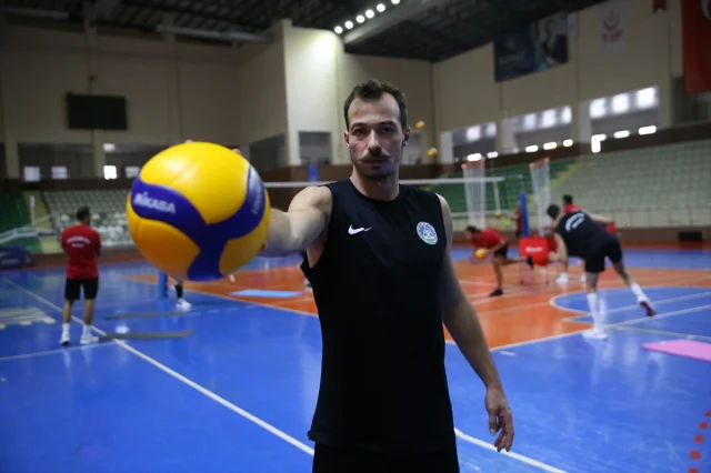 Akkuş Belediyespor Yeni Sezonun Kaplanlarıyla Sahaya Çıkıyor