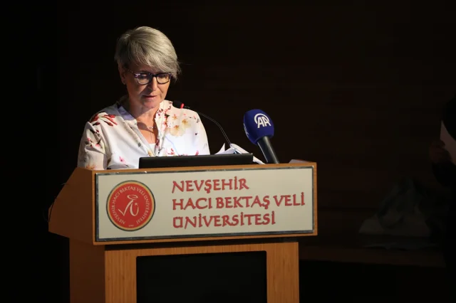 Kapadokya'nın Büyüleyici Tarihi Derinlemesine Araştırılıyor