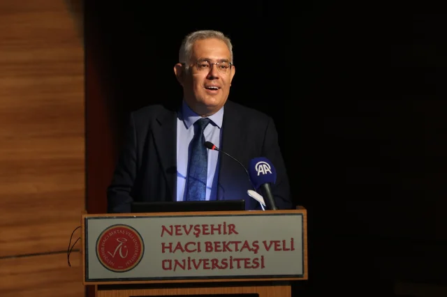 Kapadokya'nın Büyüleyici Tarihi Derinlemesine Araştırılıyor