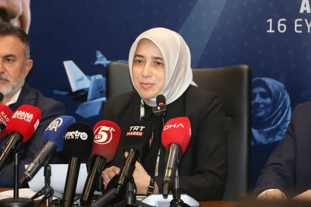 Özlem Zengin Adana'da Türkiye'nin Gelecek Vizyonunu Anlattı
