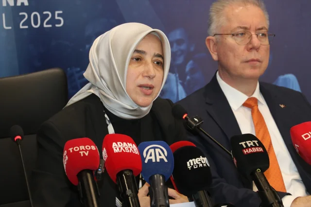 Özlem Zengin Adana'da Türkiye'nin Gelecek Vizyonunu Anlattı